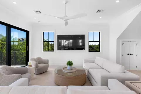 Living - 231 E Shr UNIT 2, Drive, FL 33040 photo 4 of 8