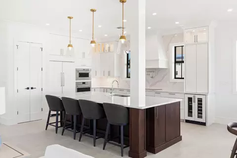 Kitchen - 231 E Shr UNIT 2, Drive, FL 33040 photo 7 of 7