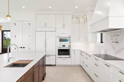 Kitchen - 231 E Shr UNIT 2, Drive, FL 33040 photo 1 of 7