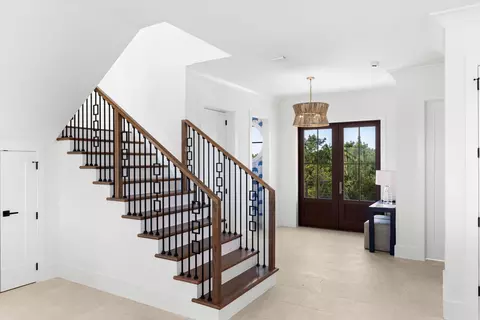 Entry Way - 231 E Shr UNIT 2, Drive, FL 33040 photo 2 of 4