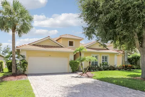 419 NW Sheffield Cir, Port Saint Lucie, FL 34983