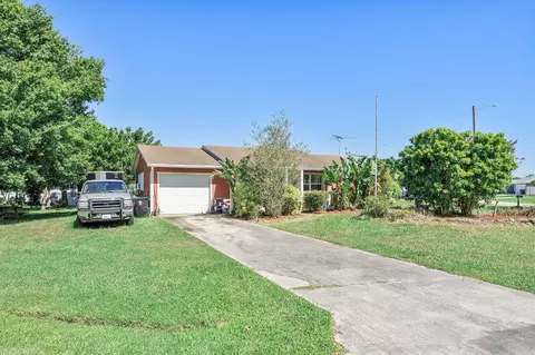 181 SW Christmas Ter, Port Saint Lucie, FL 34984