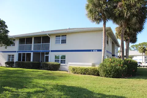 1514 SE Royal Green Cir #I-104, Port Saint Lucie, FL 34952