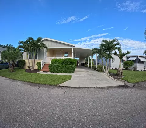 6119 N Ficus Ln, Lantana, FL 33462