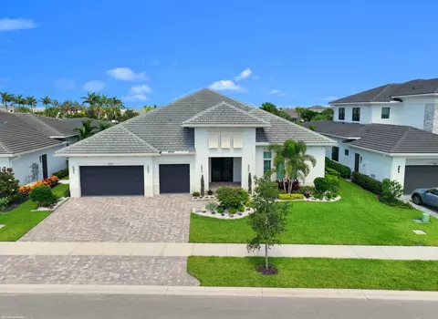 9372 Coral Isles Cir, Palm Beach Gardens, FL 33412
