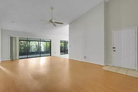 4604 SE Geneva Dr, Stuart, FL 34997 photo 2