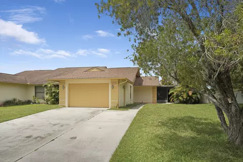 4604 SE Geneva Dr, Stuart, FL 34997 photo 4