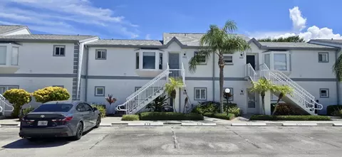 615 Ocean Park Ln # V240, Cape Canaveral, FL 32920