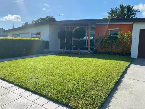 403 21st Pl SE, Vero Beach, FL 32962