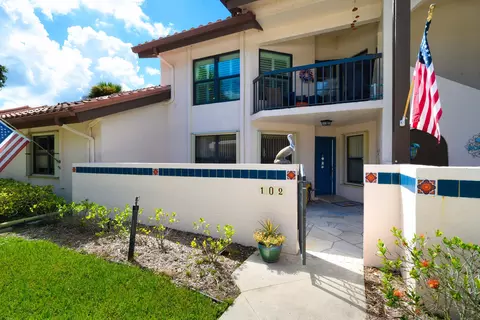 6030 SE Martinique Dr #102, Stuart, FL 34997
