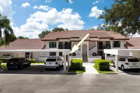 6030 SE Martinique Dr #102, Stuart, FL 34997