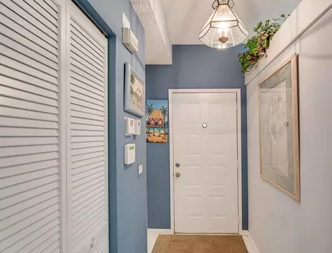 6459 Mill Pointe Cir, Delray Beach, FL 33484