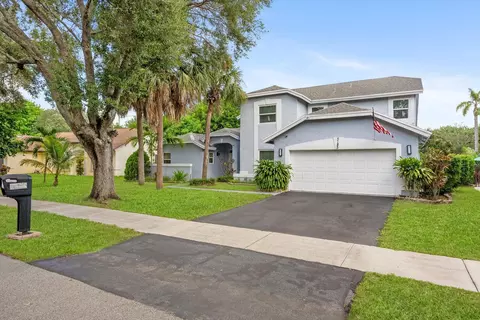 5185 NW 52nd St, Coconut Creek, FL 33073