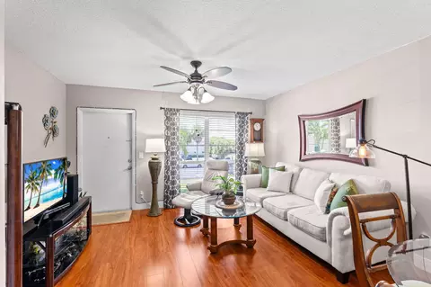 309 Circle 202 Drive Dr S #202, Boynton Beach, FL 33435