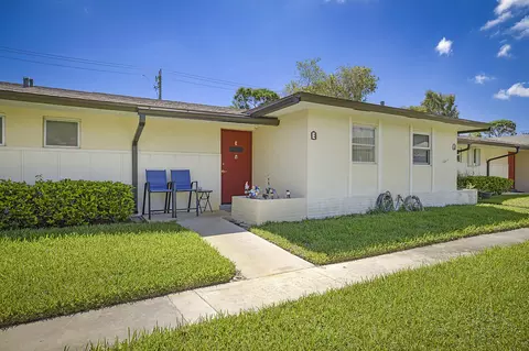 2854 Ashley Dr E #E, West Palm Beach, FL 33415
