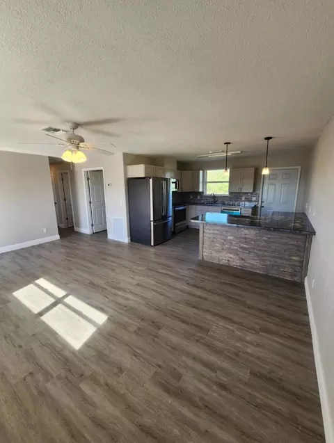 1249 Chobee St, Okeechobee, FL 34974 photo 5