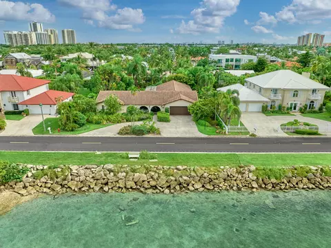 1091 Pine Point Rd, Singer Island, FL 33404
