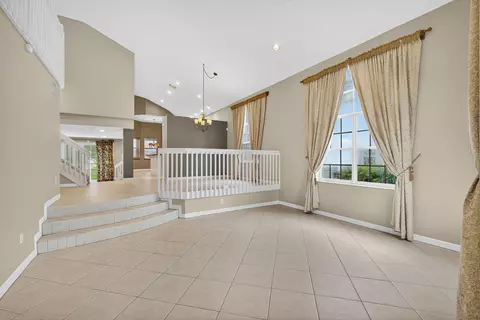 8933 Alexandra Cir, Wellington, FL 33414