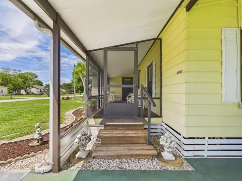 2001 SE 27th St, Okeechobee, FL 34974 photo 7