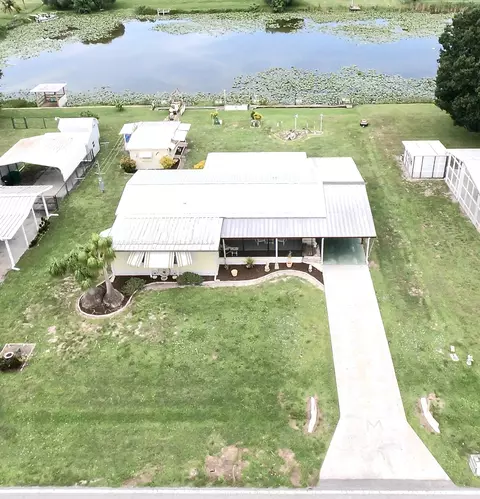 2001 SE 27th St, Okeechobee, FL 34974 photo 2