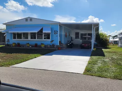 46 Verde Vis, Fort Pierce, FL 34951