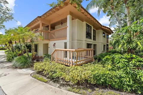 413 Brackenwood Ln S, Palm Beach Gardens, FL 33418