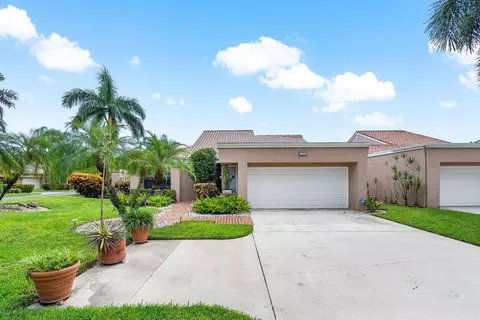 11094 Applegate Ln, Boynton Beach, FL 33437