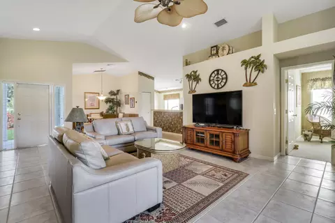 2698 SW Versailles Ter, Stuart, FL 34997 photo 8