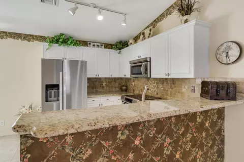 2698 SW Versailles Ter, Stuart, FL 34997 photo 16
