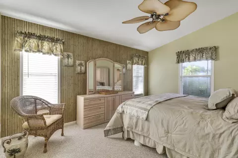 2698 SW Versailles Ter, Stuart, FL 34997 photo 11