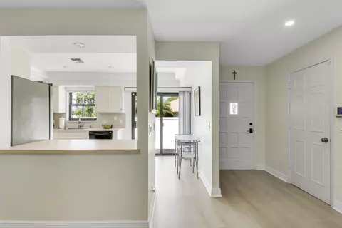 1472 Via Cameron, Jupiter, FL 33477 photo 4