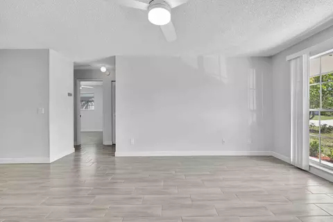 4368 SE Hamilton Ln, Stuart, FL 34997 photo 9