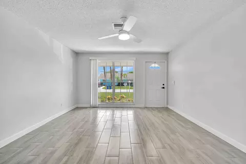 4368 SE Hamilton Ln, Stuart, FL 34997 photo 7