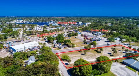 4878 SE Commerce Ave, Stuart, FL 34997