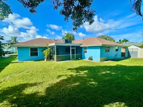 4199 Robert St, Jupiter, FL 33469 photo 3