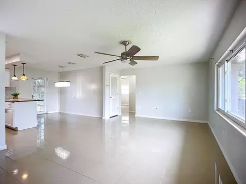 2411 55th Ave W, Bradenton, FL 34207 photo 7