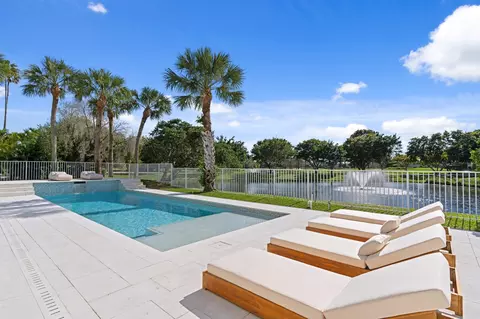 11166 Isle Brook Ct, Wellington, FL 33414