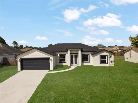 860 Novak St SW, Palm Bay, FL 32908
