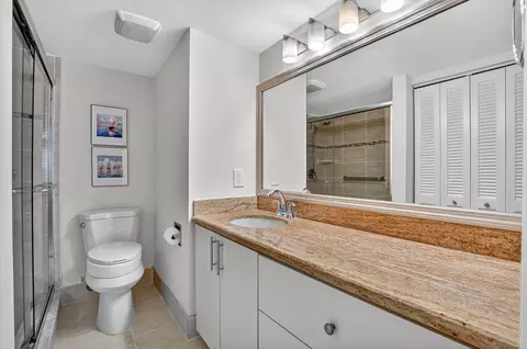 1049 Wolverton C, Boca Raton, FL 33434 photo 16
