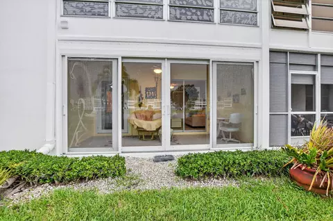 1049 Wolverton C, Boca Raton, FL 33434 photo 23