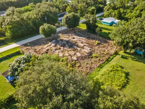 8720 92nd Ave, Vero Beach, FL 32967