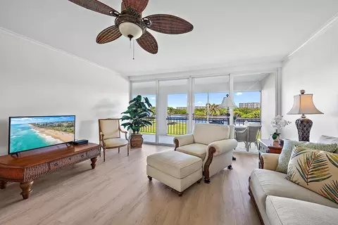 2185 Ibis Isle Rd #7, Palm Beach, FL 33480