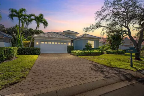 889 Island Club Sq, Vero Beach, FL 32963