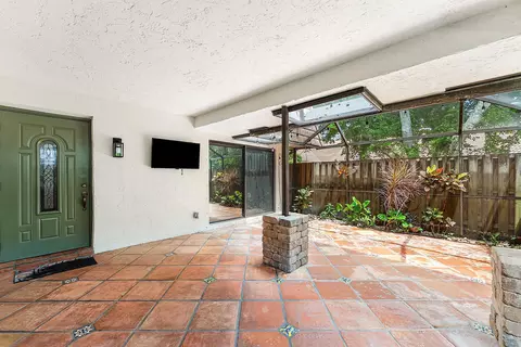 7526 Courtyard Run E, Boca Raton, FL 33433 photo 11