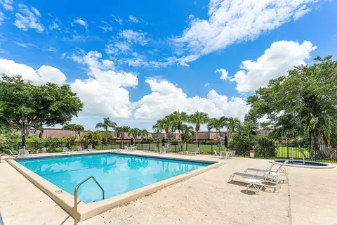 7526 Courtyard Run E, Boca Raton, FL 33433 photo 27