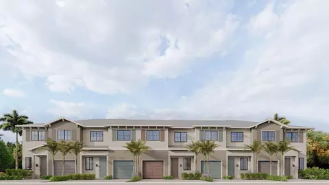 4865 Dillion St, Lake Worth, FL 33463