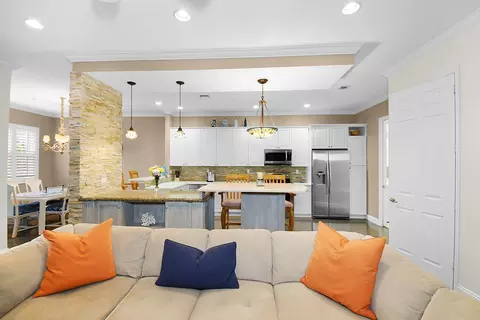 254 SW Walking Path, Stuart, FL 34997 photo 5
