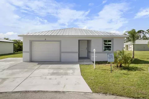 55 La Villa Way, Fort Pierce, FL 34951