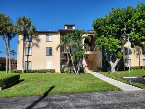 629 Sea Pine Way #H3, Greenacres, FL 33415