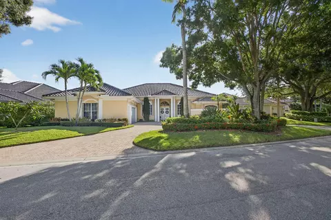 111 N River Dr W, Jupiter, FL 33458 photo 2